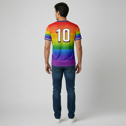 KAMPANJEPRIS! Design selv med eget nummer: Pride-drakt til VM i fotball 2026!