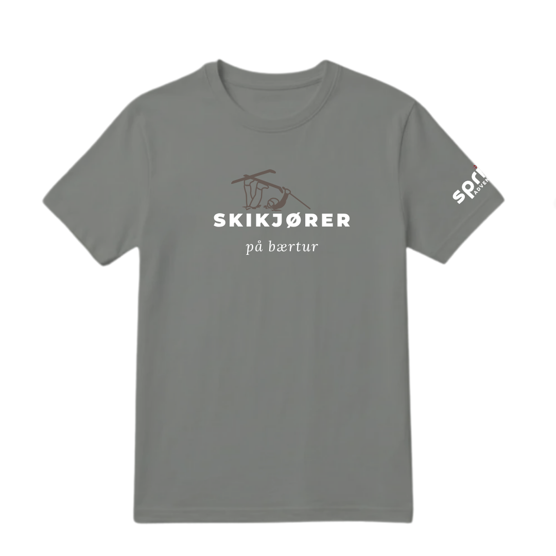 Skikjører på bærtur